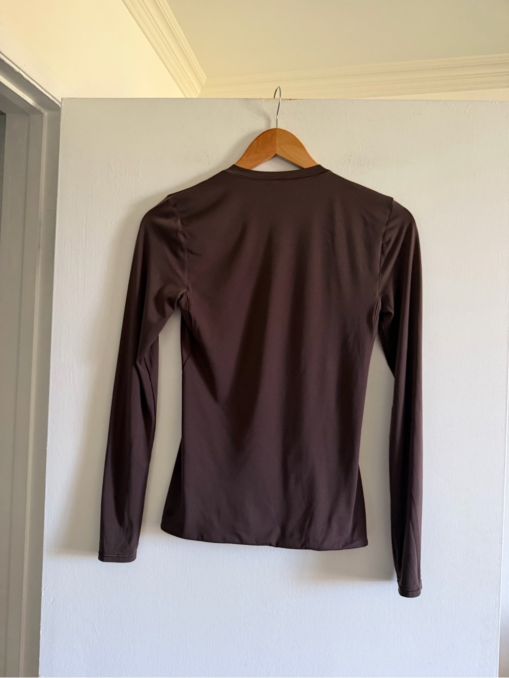 Lululemon Athletica Espresso Brown Wundermost Ultra Soft Nulu Long Sleeve Shirt - Picture 10 of 14